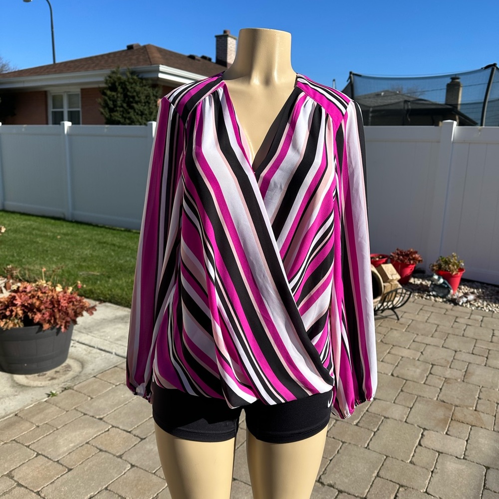 INC International Concepts Women's Blouse Size M.